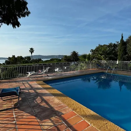 Willa Des Oliviers Grimaud