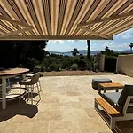 Des Oliviers Grimaud