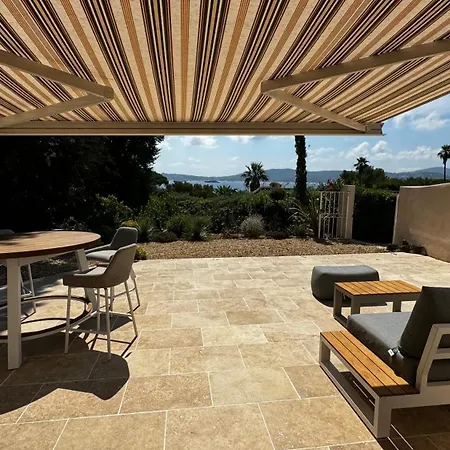 Des Oliviers Grimaud